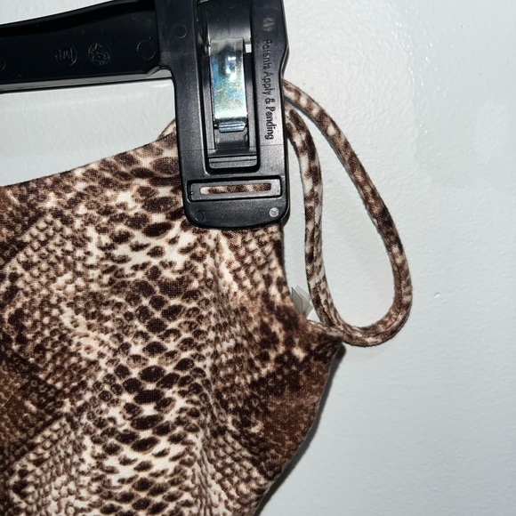 Single strap beige snake skin tank. Size Small. - Picture 3 of 5